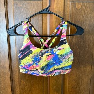 Lululemon women’s sports bra! Size 6! Multicolored!